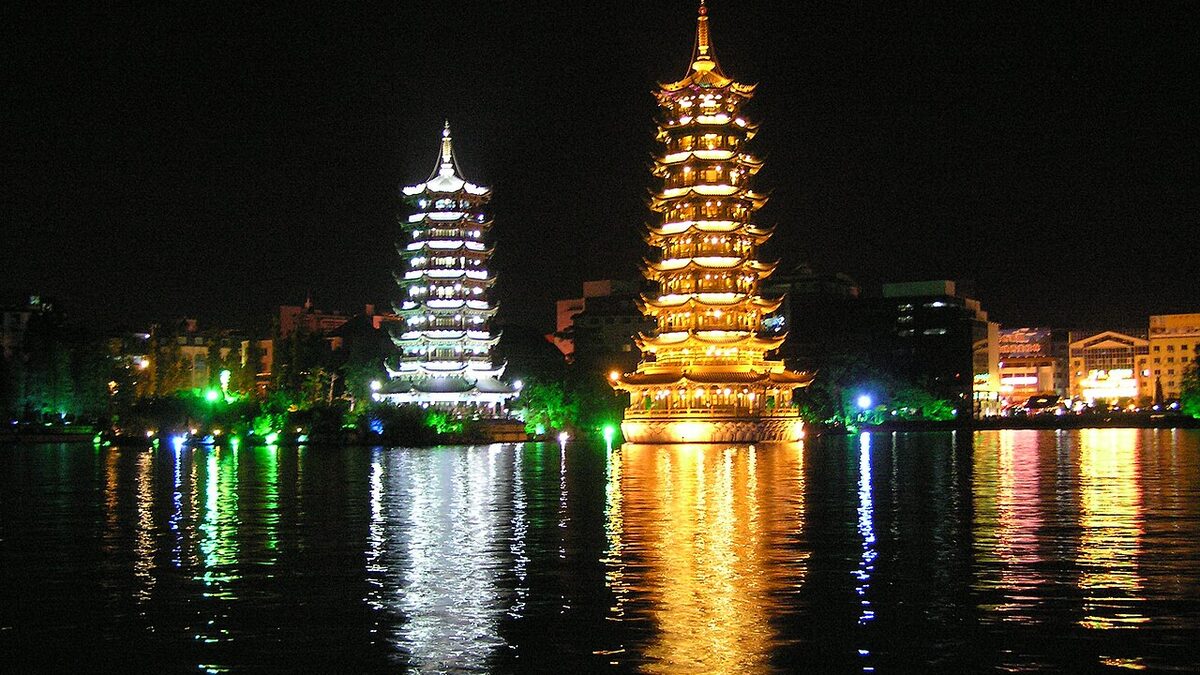 Guilin and Elephant Trunk Hill