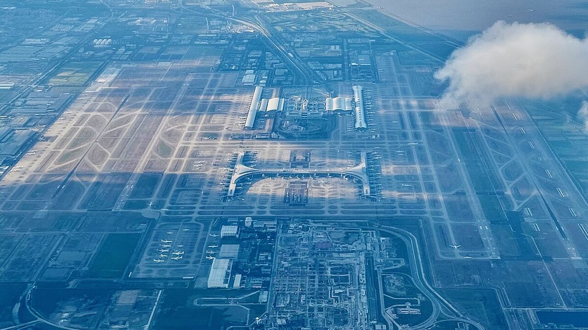 Pudong как авиационный и городской кластер