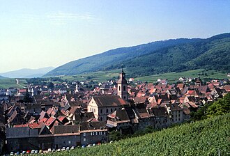 Riquewihr как village stop на Alsace wine route