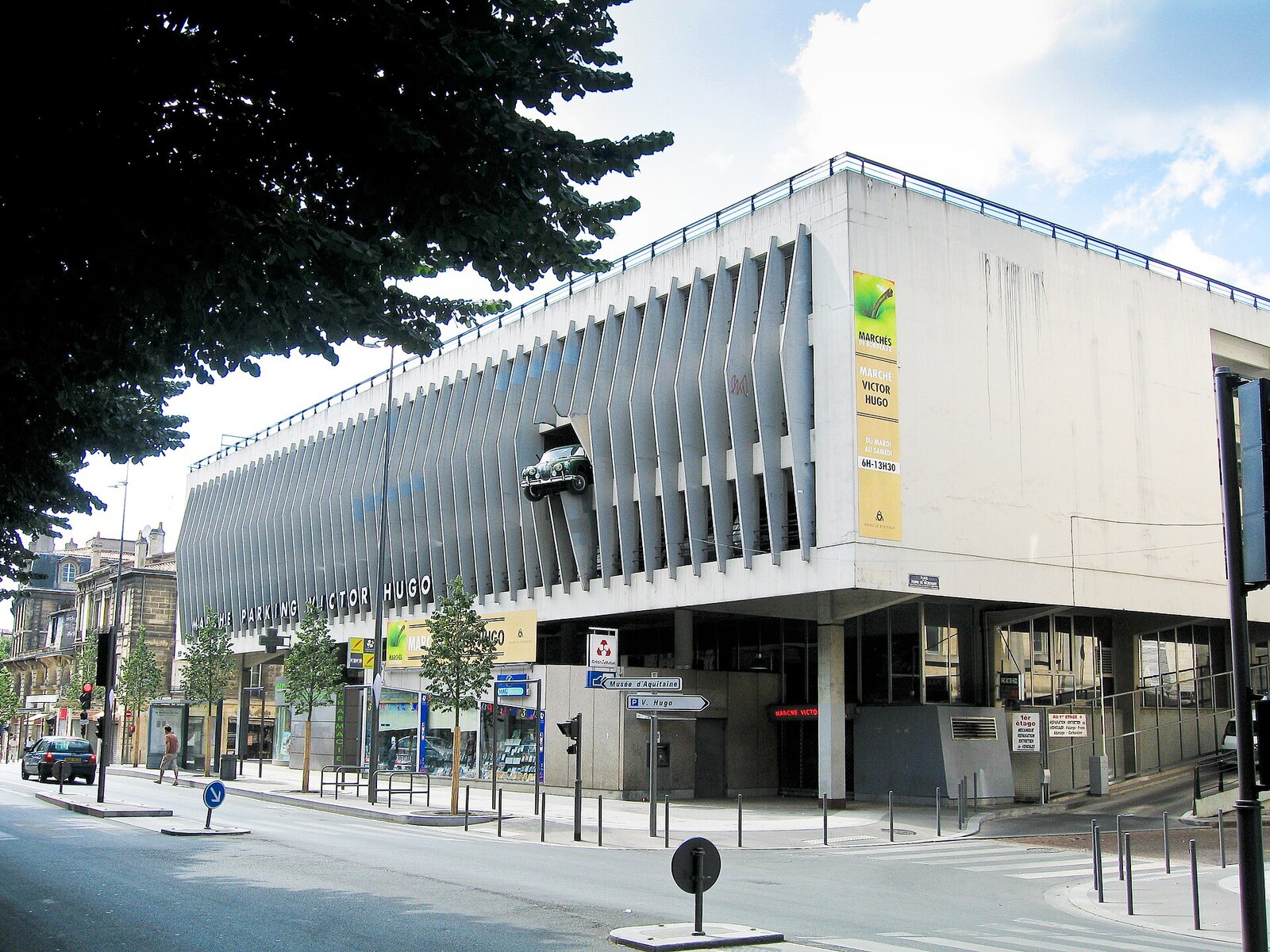 Bordeaux market и локальные расходы