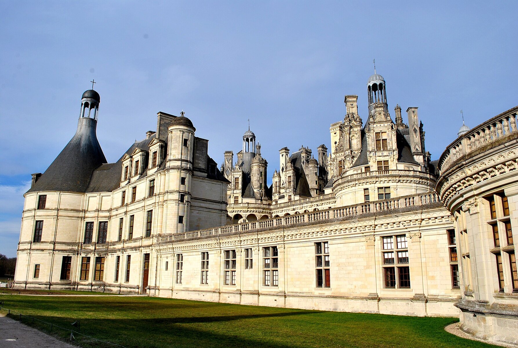 Chambord facade в Loire Valley