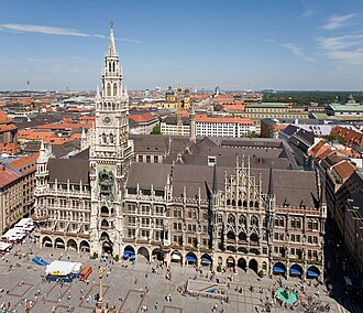 Marienplatz и Munich old town