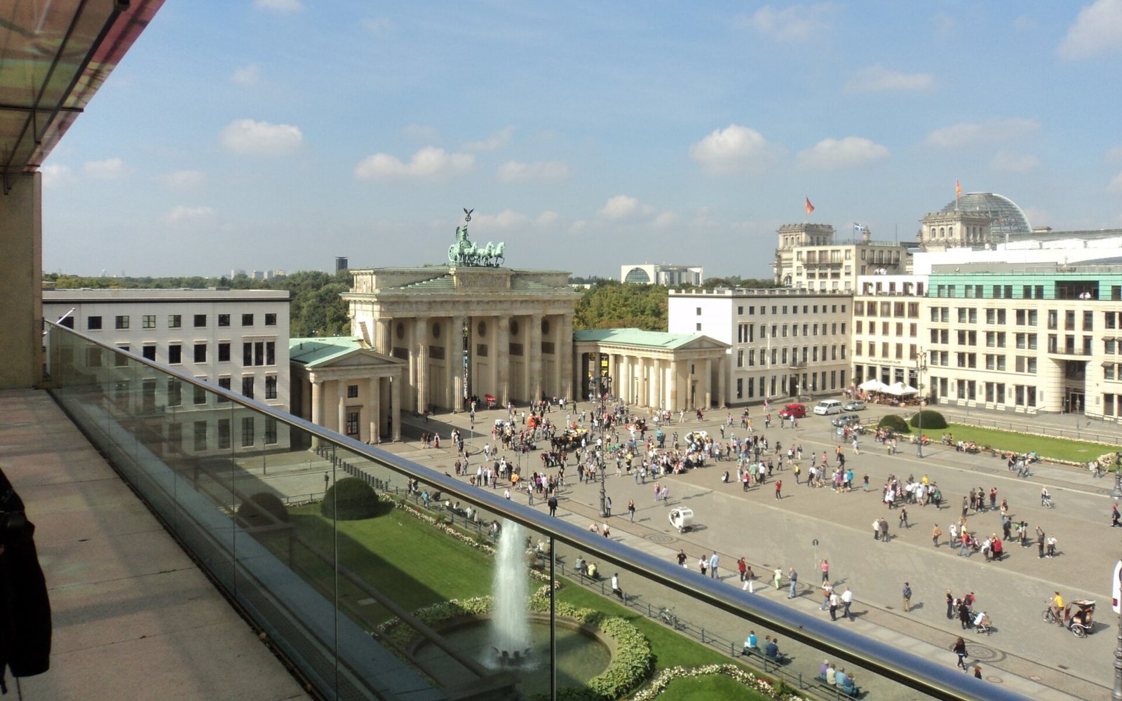 Brandenburg Gate и Pariser Platz