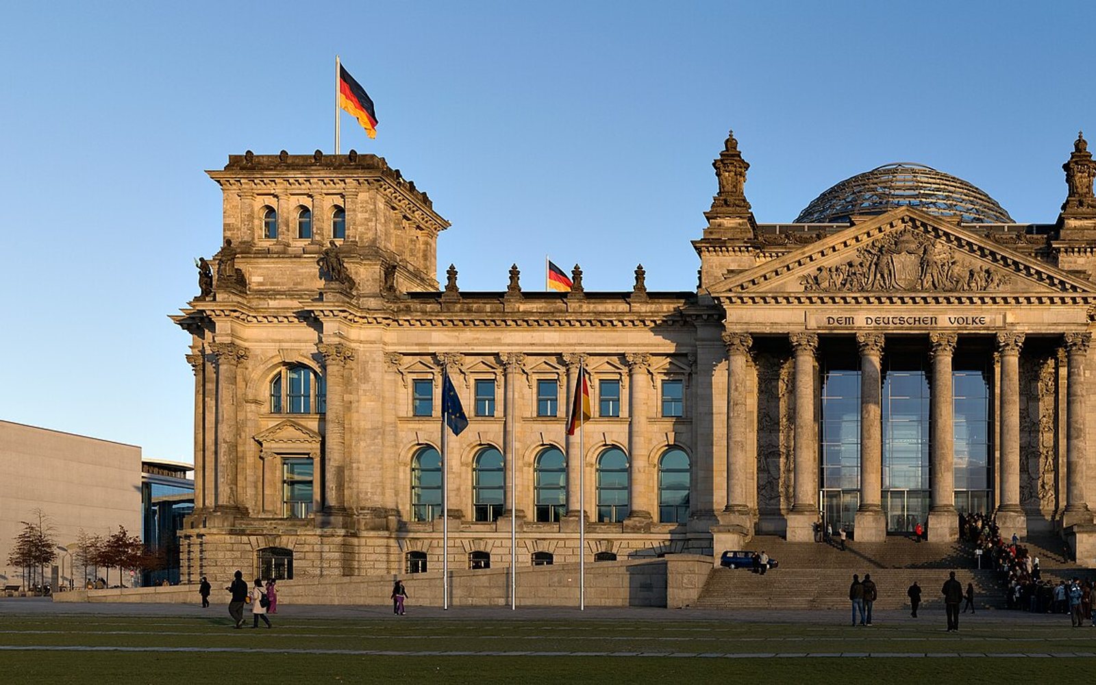 Reichstag как политический и обзорный объект