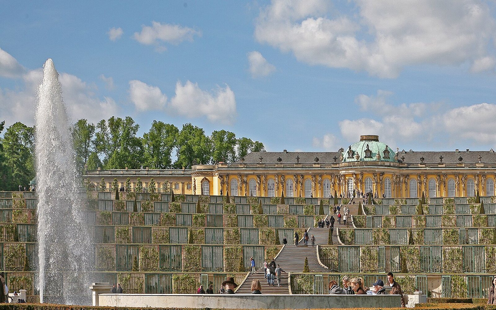 Sanssouci Palace в Potsdam