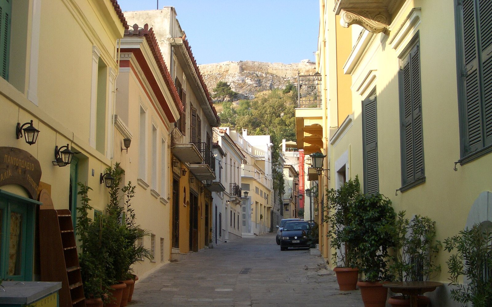 Plaka для пешей базы рядом с Acropolis
