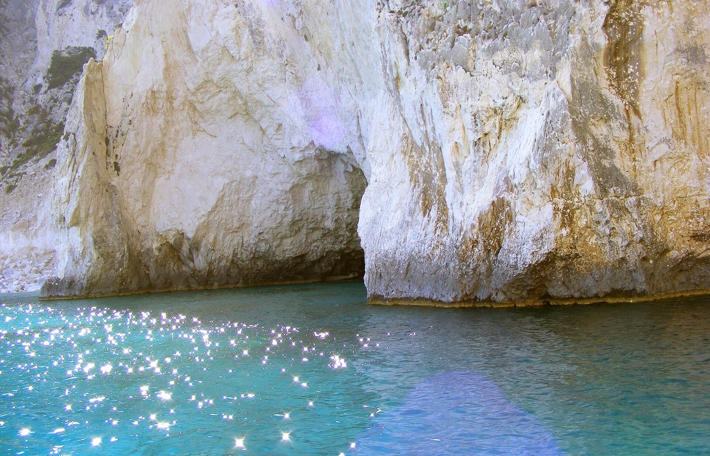 Zakynthos sea caves и boat-trip layer