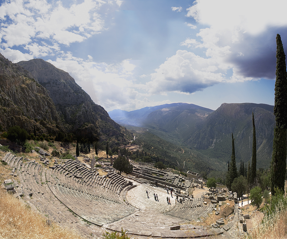 Delphi archaeological complex и museum logistics