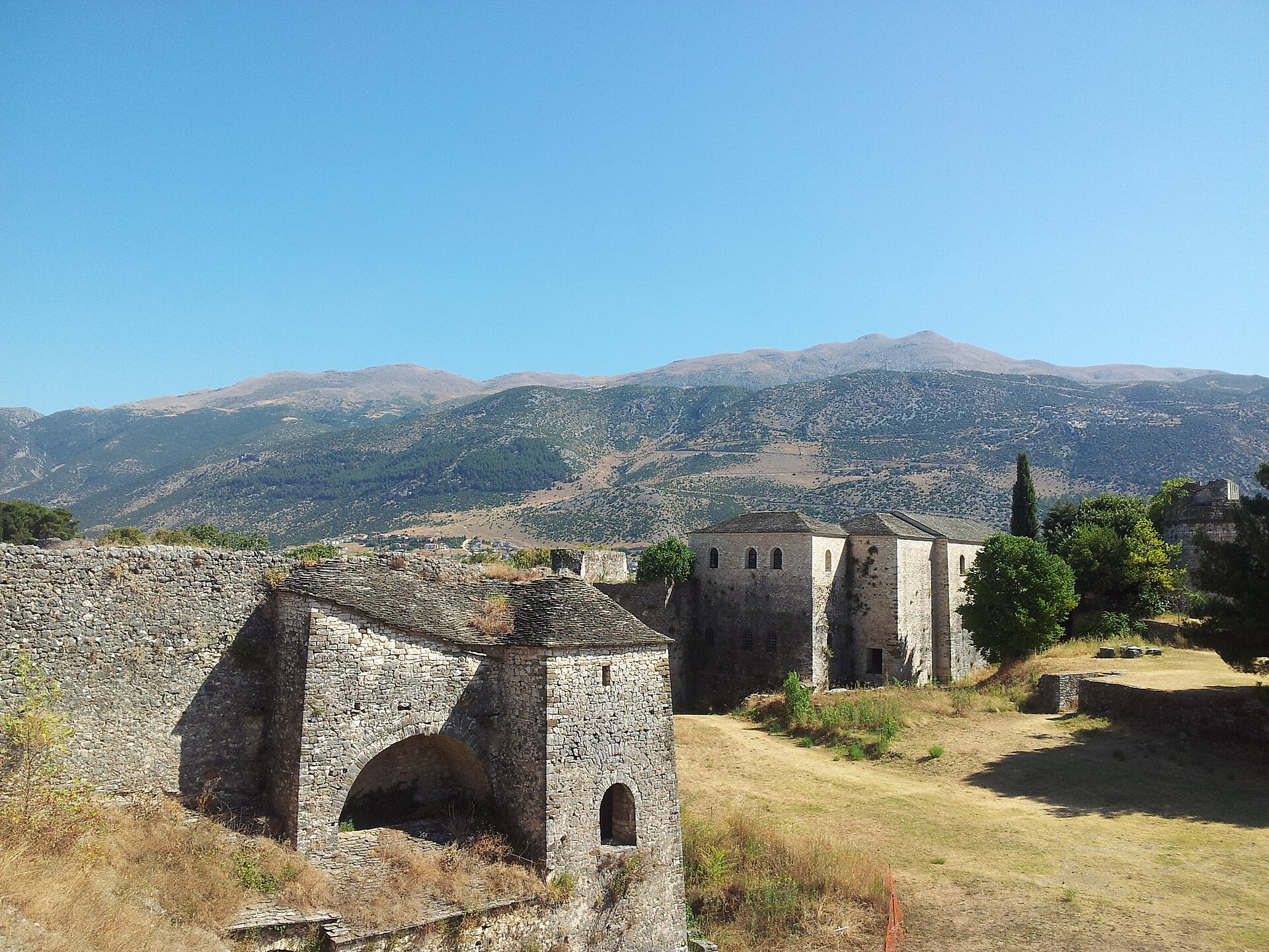 Ioannina Castle и lake city layer