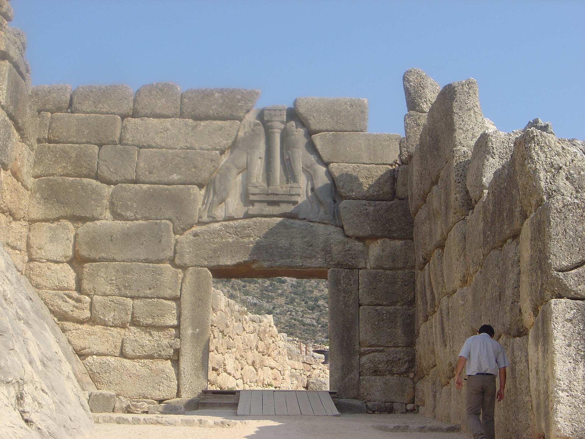 Lion Gate и стены Mycenae