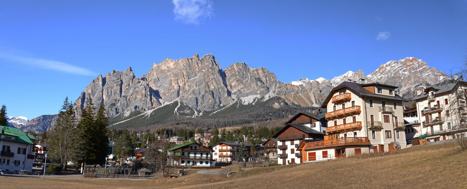 Val Gardena как центр маршрута на 5-10 дней