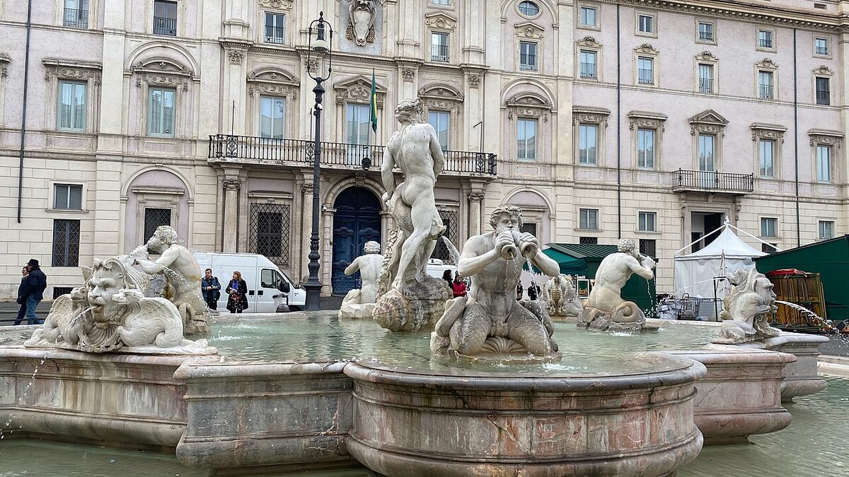Piazza Navona как база в самом центре