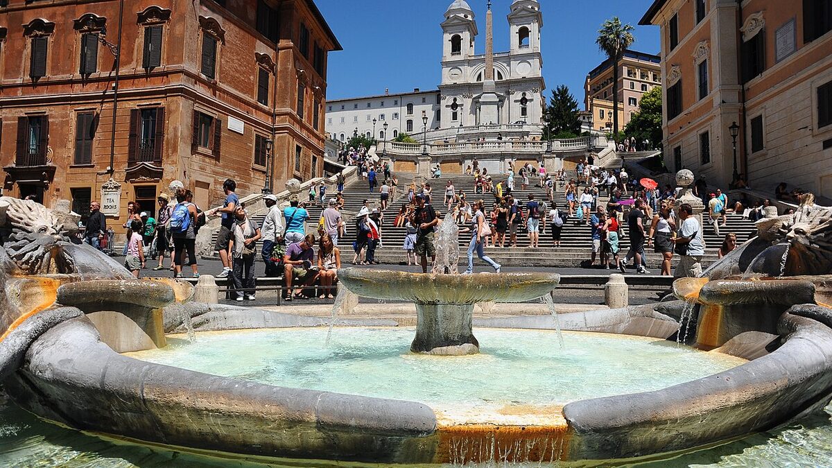 Spanish Steps в ясную погоду