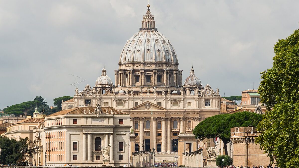St. Peter’s Basilica и пеший подход из Prati