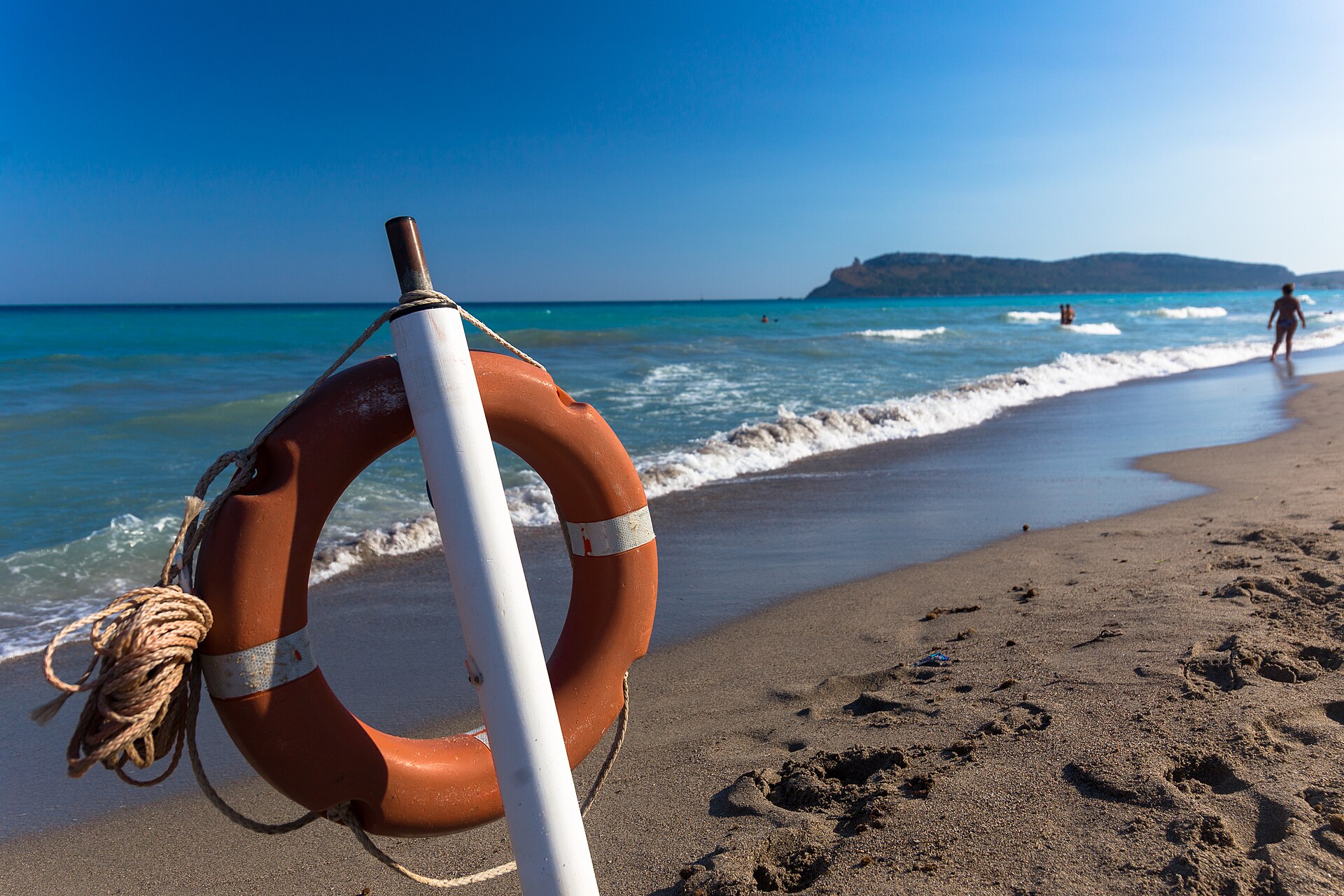 Poetto beach и Cagliari как южная база