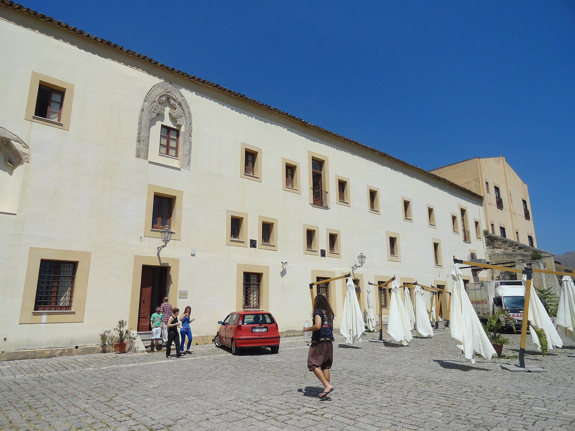 Кафе и повседневные расходы в Sicily в EUR