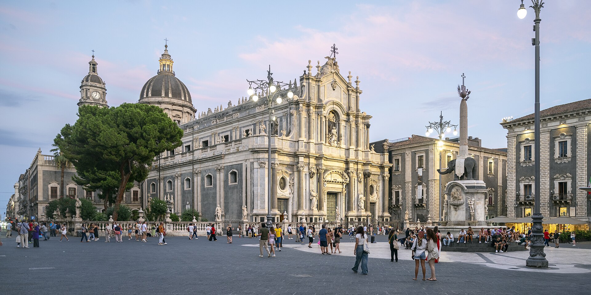 Piazza del Duomo в Catania