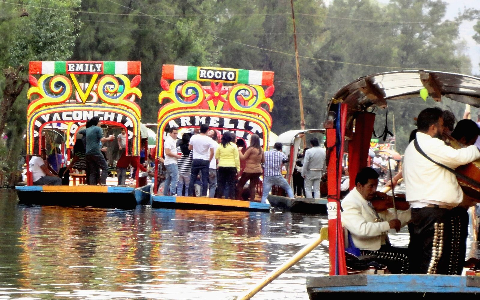 Xochimilco и правила лодочного выезда