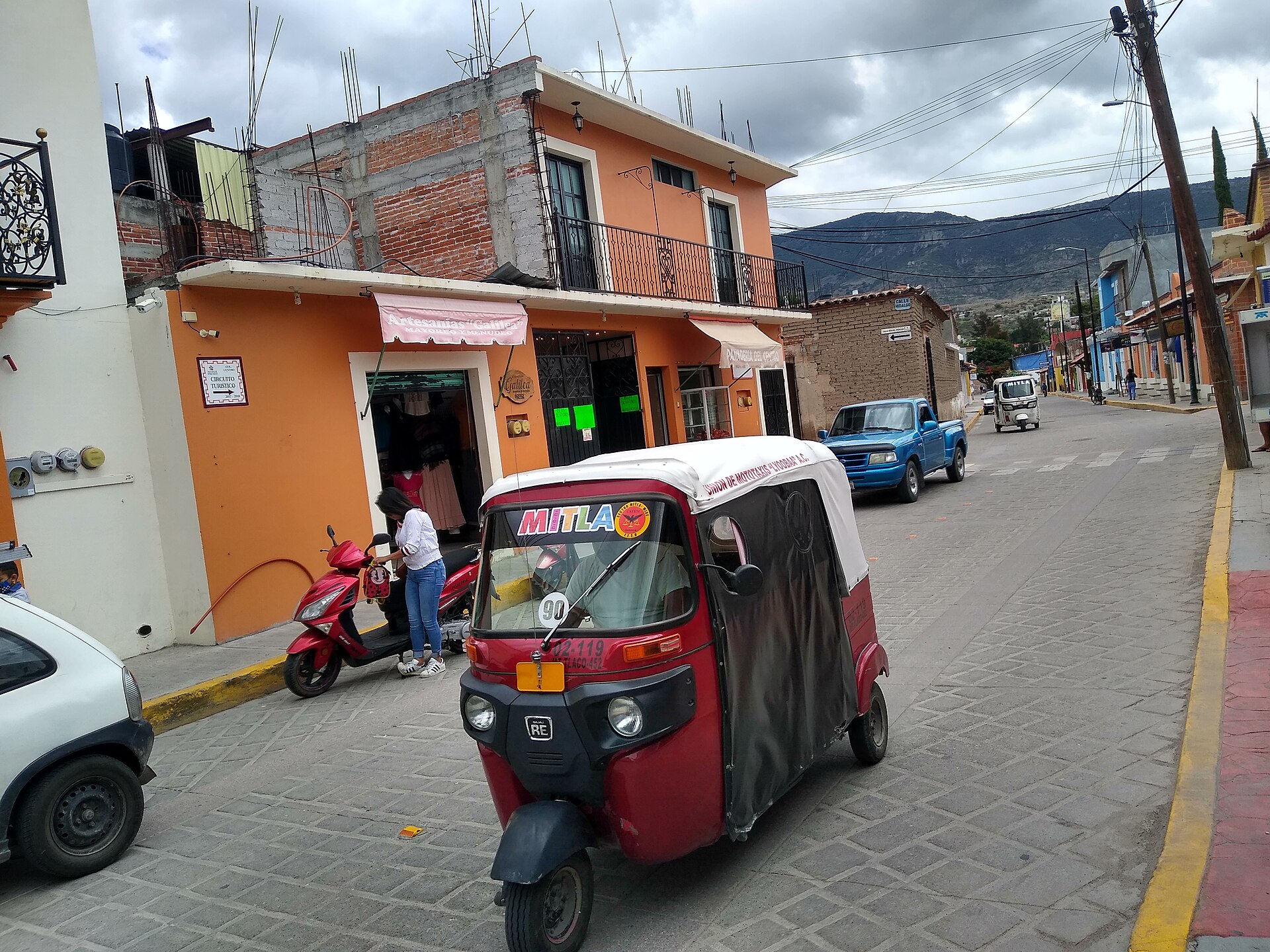 Локальный транспорт в долине Oaxaca