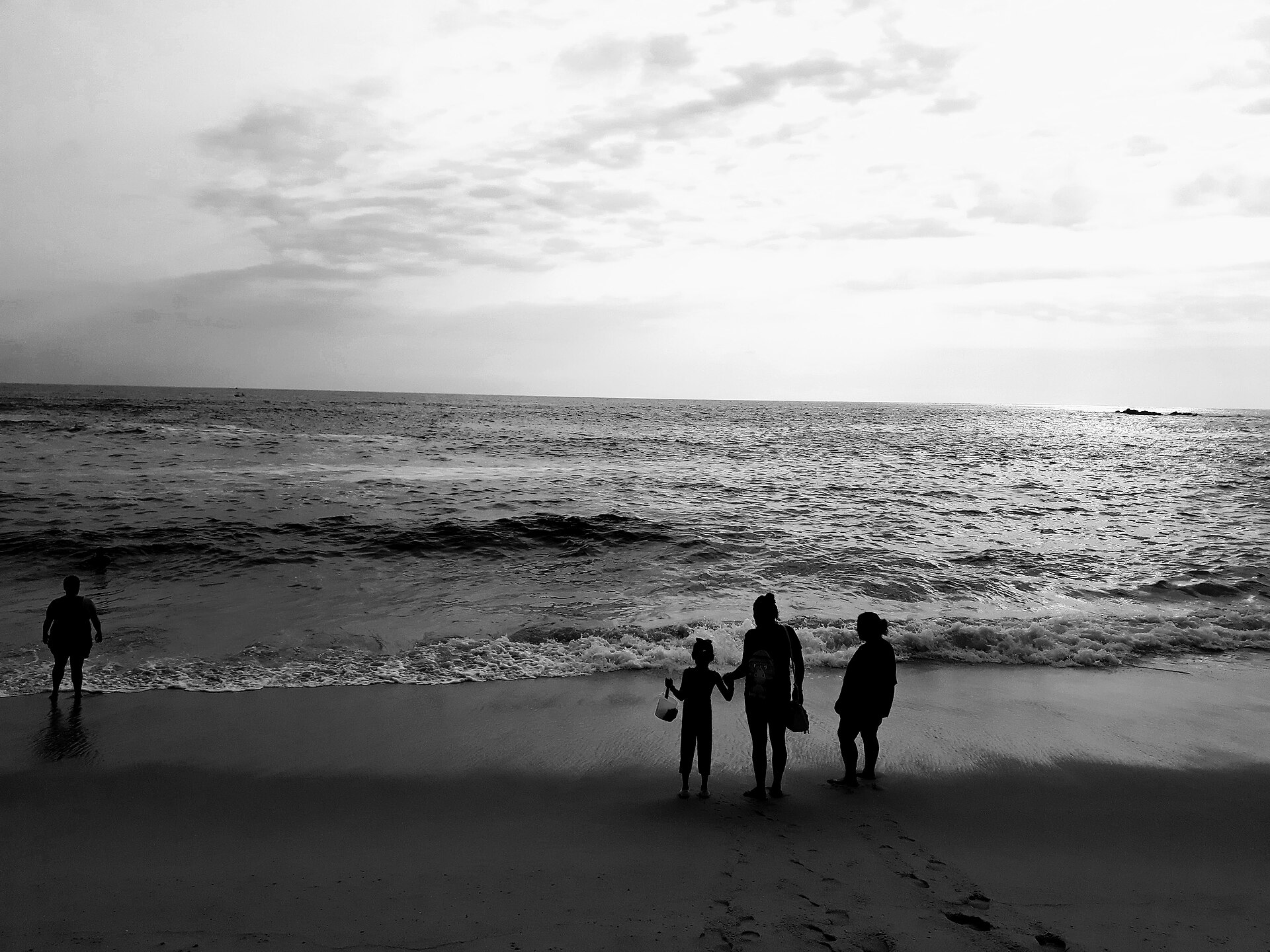Puerto Escondido как серфинг и пляжный город