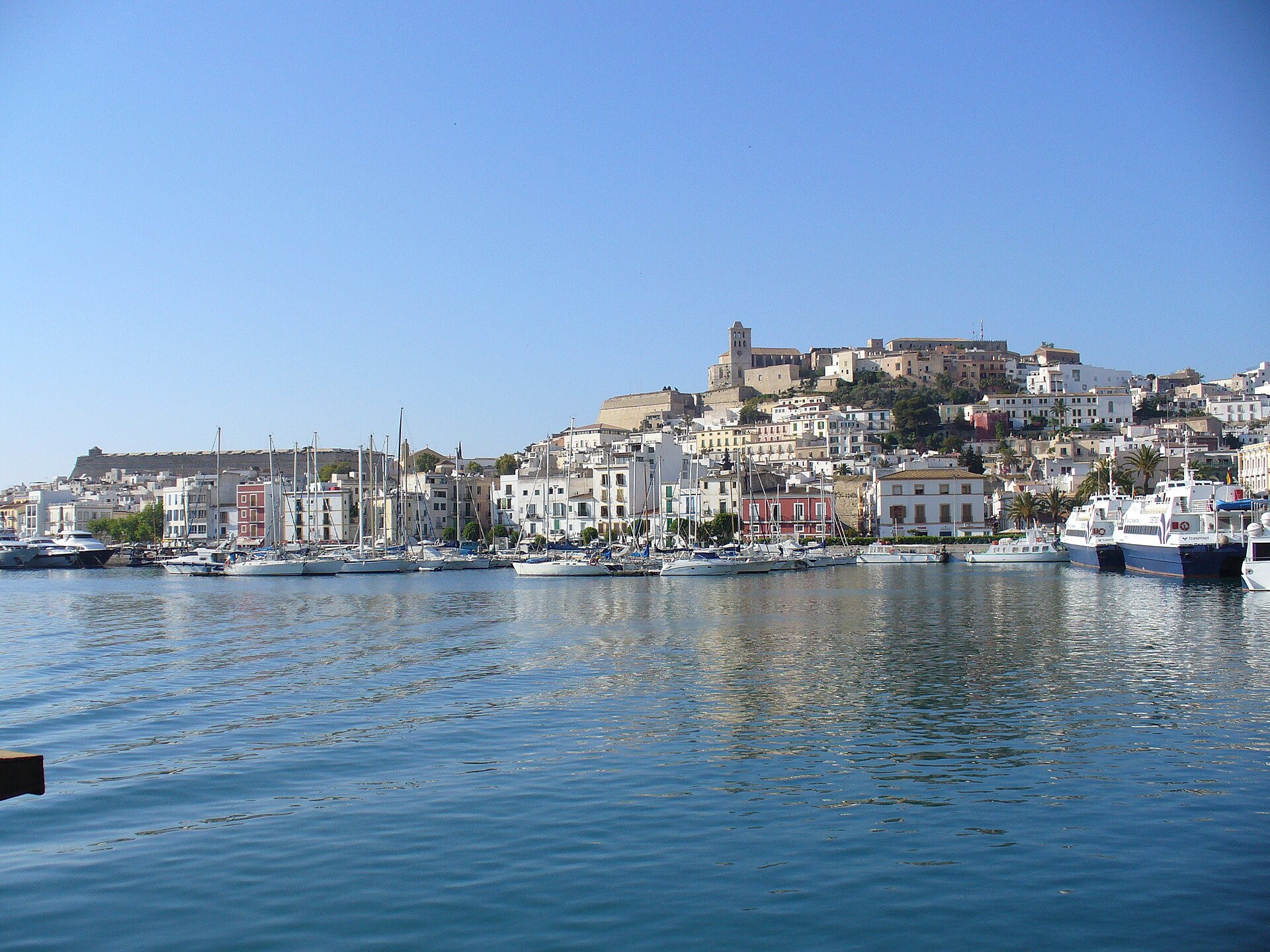 Ferry-связки между Balearic Islands