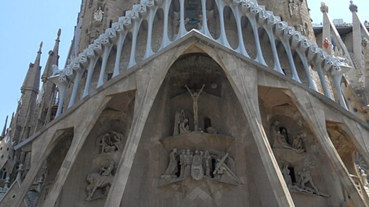 Sagrada Familia с билетами по слотам