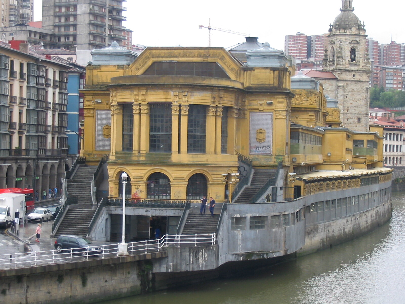 Mercado de la Ribera в Bilbao и локальные расходы