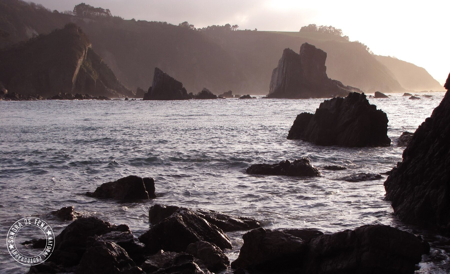 Asturias coast и зеленый климат North Spain