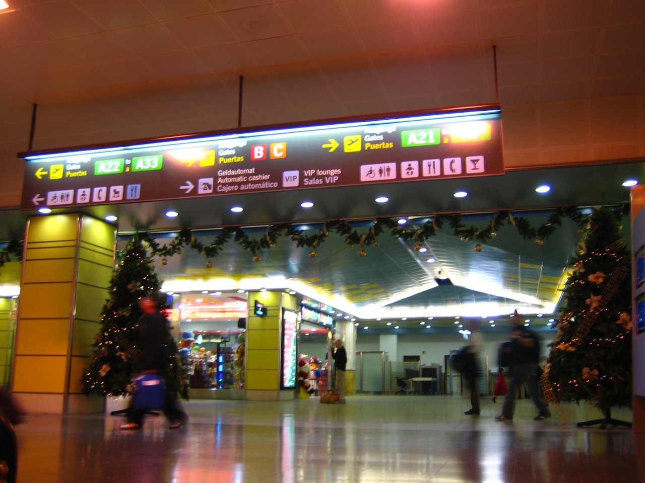 Gran Canaria Airport для входа на острова