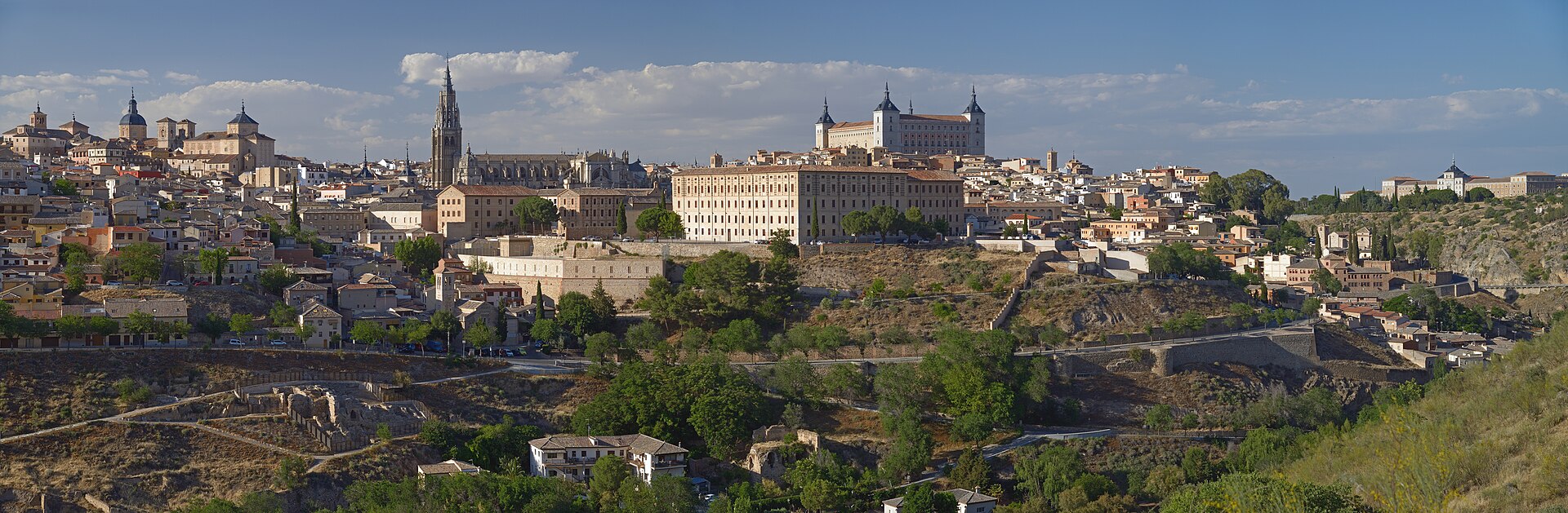 Toledo Cathedral в дневном выезде из Madrid