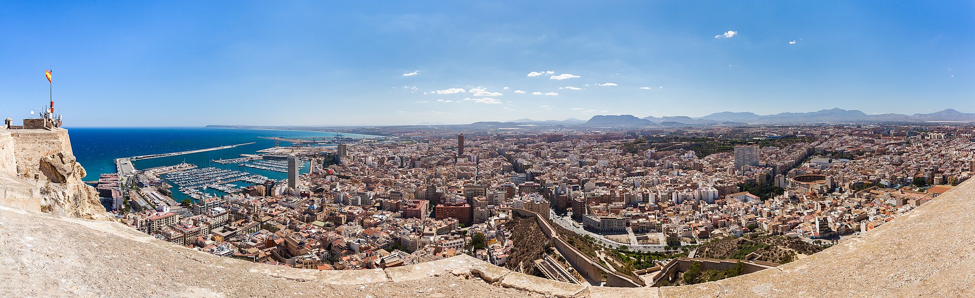 Santa Barbara Castle и Alicante