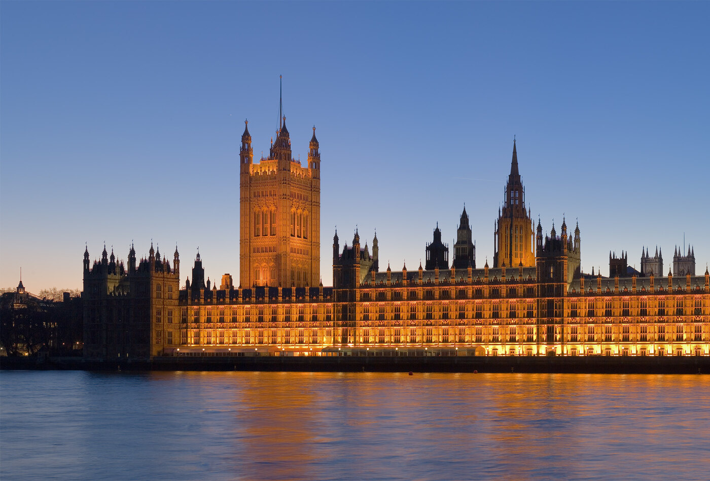 Thames и Palace of Westminster London